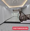 Hơn 4 tỷ nhà cầu Hữu Hòa 36m mặt ngõ gác lửng chủ cực thiện chí •	Hai thoáng gần Đại Thanh