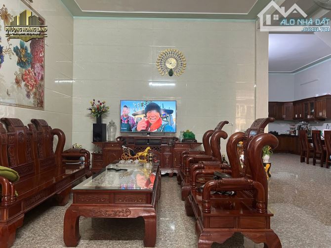 BÁN NHÀ 2 TẦNG – KHU TÁI ĐỊNH CƯ LÊ LỢI (Cũ) PHƯỜNG THÀNH VINH 119m2 Tây Bắc đường 10m