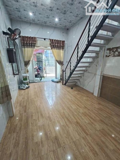 💥Bán nhà mặt tiền đường 8m- Hải Châu- Đà Nẵng giá cực tốt🌹