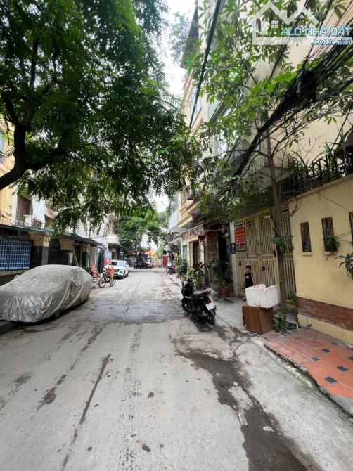 BÁN NHÀ PHÂN LÔ QUÂN ĐỘI PHỐ PHÙNG CHÍ KIÊN 50m 6 TẦNG 2 MẶT NGÕ 16 TỶ