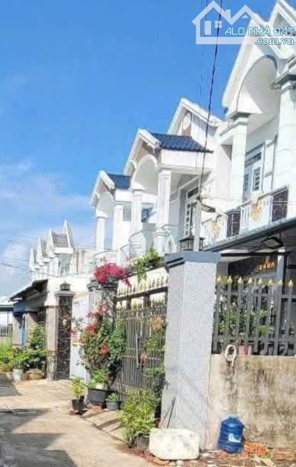 Nhà MT nội bộ Cao Lỗ P4Q8, Dt 4x16 3tầng 4pn giá 8.3tỷ tl.