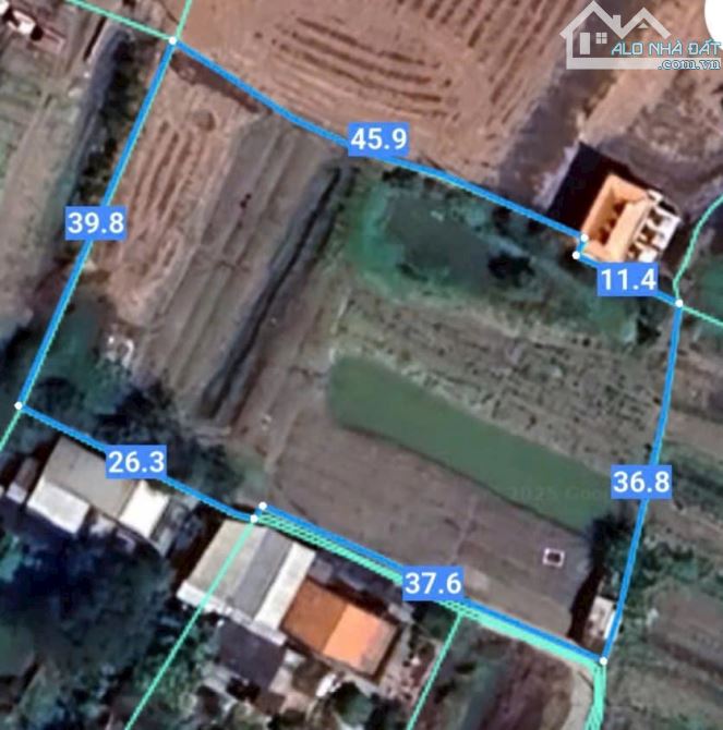 CẦN BÁN LÔ ĐẤT VƯỜN 2300m2 CÓ 600m2 THỔ CƯ CÁCH ĐOÀN NGUYỄN TUẤN 150m