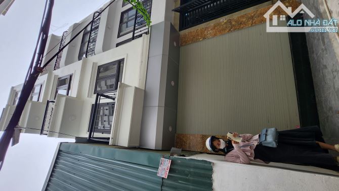🍀🍀🍀 Nhà Bát Khối Ô TÔ VÀO NHÀ, GIÁ ĐẸP chỉ 6 đồng mốt. Long Biên.