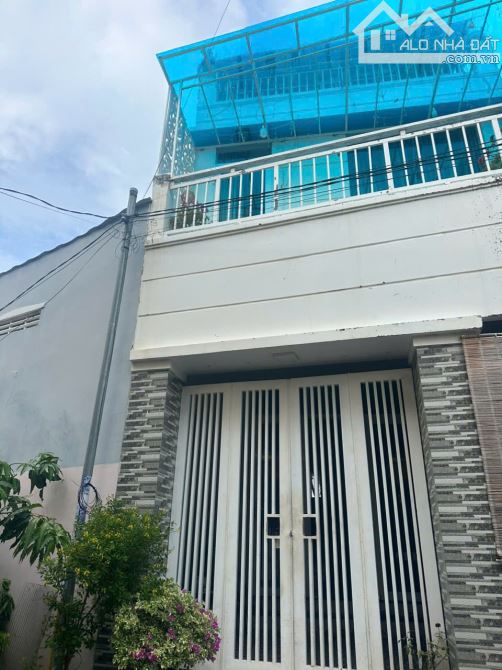 Bán nhà 2,5 Tầng đường oto thôn Vĩnh Châu - Vĩnh Hiệp Gần KĐT Mỹ Gia