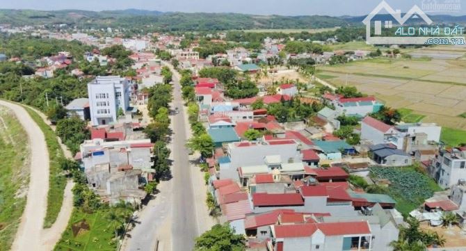 Cần bán nhanh lô đất 600m tại Thach Quảng bám đường Mòn Hồ Chí Minh đã tách làm 4 lô