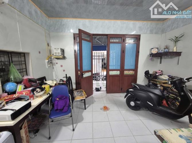 Bán căn nhà cấp 4 tại Quang Đàm, Sở Dầu - Ô tô đỗ cửa - Giá 2,68 tỷ