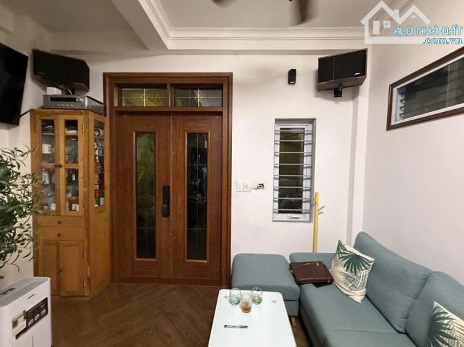 Bán nhà TRẦN KHÁT CHÂN – CĂN GÓC – 2 MẶT NGÕ – DÂN XÂY – FULL NỘI THẤT - Ở LUÔN