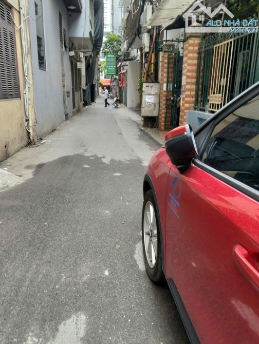 Bán Nhà Phố Vương Thừa Vũ 60m x 5 tầng MT 5.1m K/D Giá 18.5 Tỷ Dòng Tiền Có Sẵn
