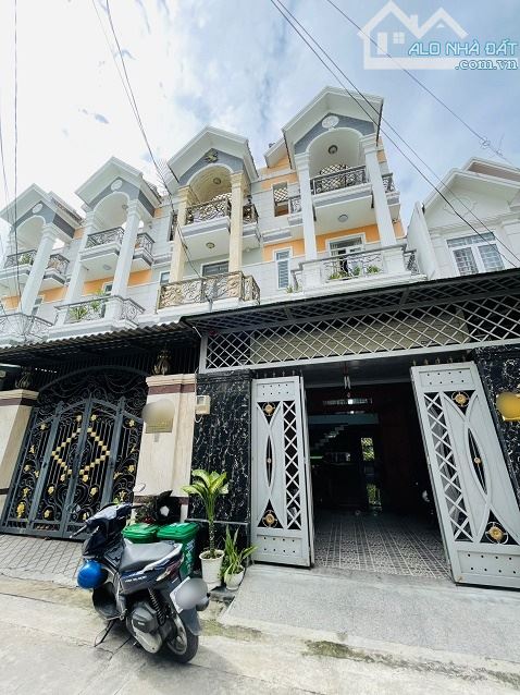 🏡 SIÊU PHẨM 5 TẦNG BTCT – Ô TÔ NGỦ TRONG NHÀ 📍 Đường TL37, P. Thạnh Lộc, Q.12