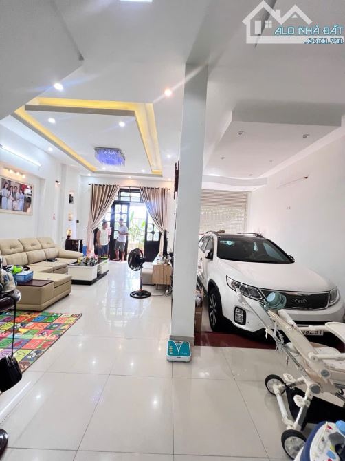 Bán nhà mặt tiền 3 tầng - đường Trần Văn Hai - Ngũ Hành Sơn - Đà Nẵng