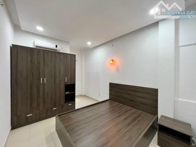 Ban công Siêu thoáng Gần ĐH Hutech, FPT, Khu CNC 25m2 Chỉ 2 Triệu 7