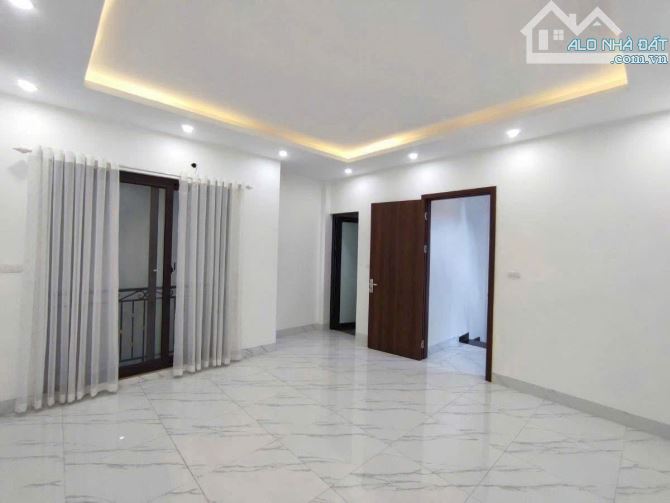 💥💥💥VÂN CANH : 5T- 32M - GIÁ 5,3 TỶ- VỊ TRÍ ĐẸP , SÁT 2 OTO TRÁNH KD - GẦN NGÃ TƯ -XUÂN