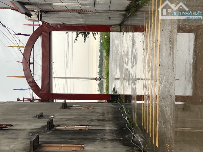 Lương Tài Bắc Ninh, ô tô nhỏ vào đất, gần sân bay Gia Bình