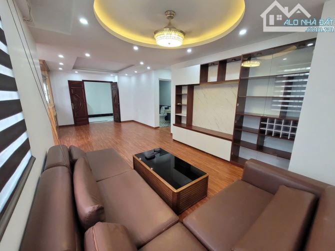 BÁN CĂN CHUNG CƯ CT6 VĂN KHÊ 117m2 giá 5,7tỷ