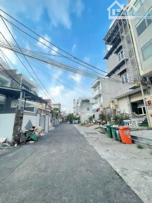 Bán Đất đường Kha Vạn Cân,Linh Đông Thủ Đức,Đường 11M,Xe Tải tránh,gần Chợ Thủ Đức,Ngã 5