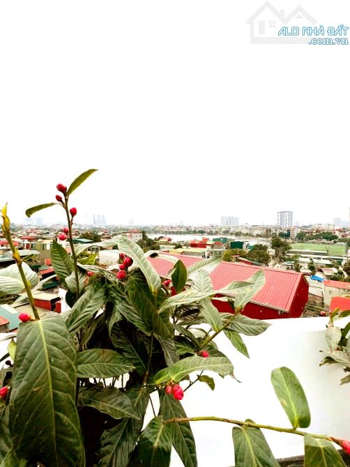 Bán nhà Phân lô QĐ Hoàng Văn Thái- 67Mx 7 tầng- view cực thoáng- oto vào nhà- dừng đỗ 24/7
