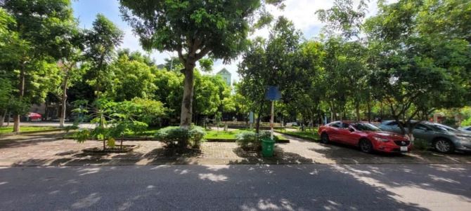 Bán lô đất nhìn vườn hoa MT 5,5m, phường Ninh Xá, tp BN ♦️DT 82m2.