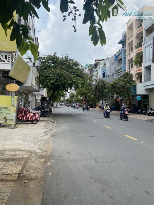 NHÀ MT NGUYỄN ĐÌNH CHIỂU - QUẬN 3- ĐƯỜNG 2 CHIỀU -7.4 X 5 -  3 TẦNG - GIÁ 17 TỶ