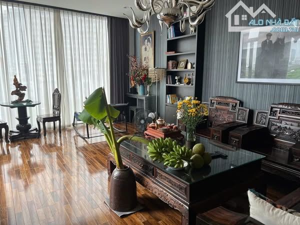 PHỐ TRẦN QUỐC HOÀN CẦU GIẤY 43 TỶ DT 90M MT 9M 5T NGÕ THÔNG KINH DOANH ĐA DẠNG TIỆN ÍCH