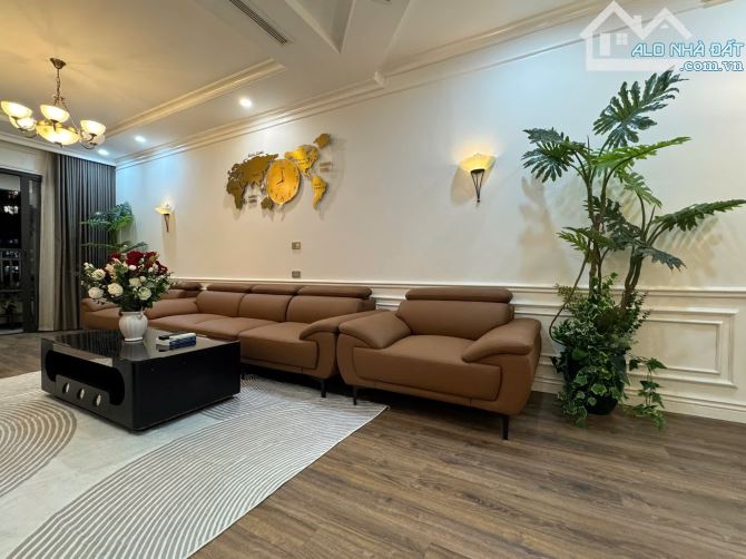 14.x TỶ CC CHUNG CƯ 17T HOÀNG ĐẠO THÚY 154M2 FULL NỘI THẤT