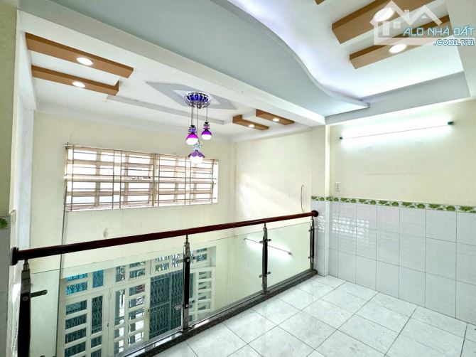 BÁN NHANH NHÀ 4 TẦNG PHẠM VĂN BẠCH, PHƯỜNG 12, GÒ VẤP, HẺM XE HƠI, 44M2, 4 PHÒNG, 4 TỶ 9