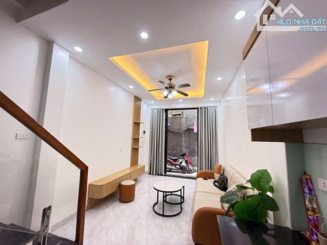 bán nhà Ngõ Thịnh Hào 2 – Đống Đa – 25m² – 5 tầng – MT 3m – 6.18 tỷ