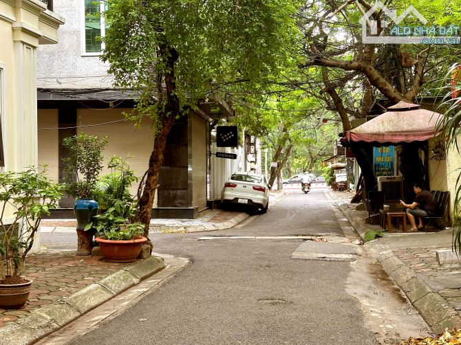 Hiếm ! Bán nhà Pl Huỳnh Thúc Kháng- ngõ thông- 55Mx 4 tầng- 2 thoáng- nở hậu.