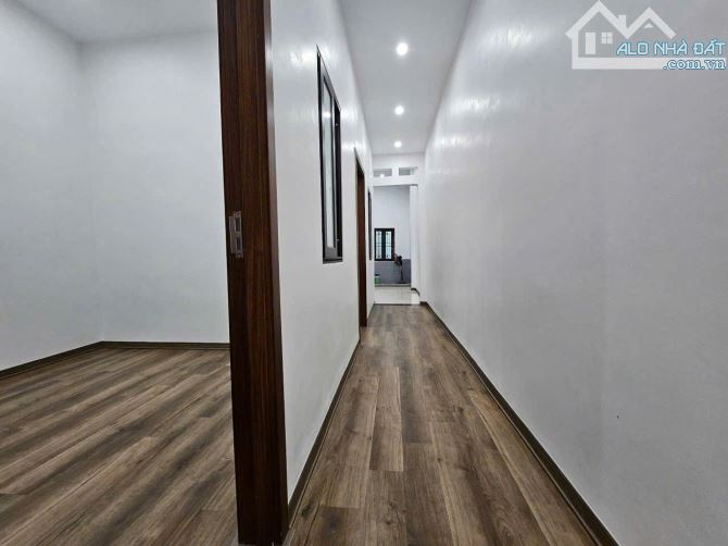 Bán nhà C4 Chi Đông, Mê Linh. Mặt chợ, kinh doanh đẹp. Vị trí trung tâm tiện ích bạt ngàn