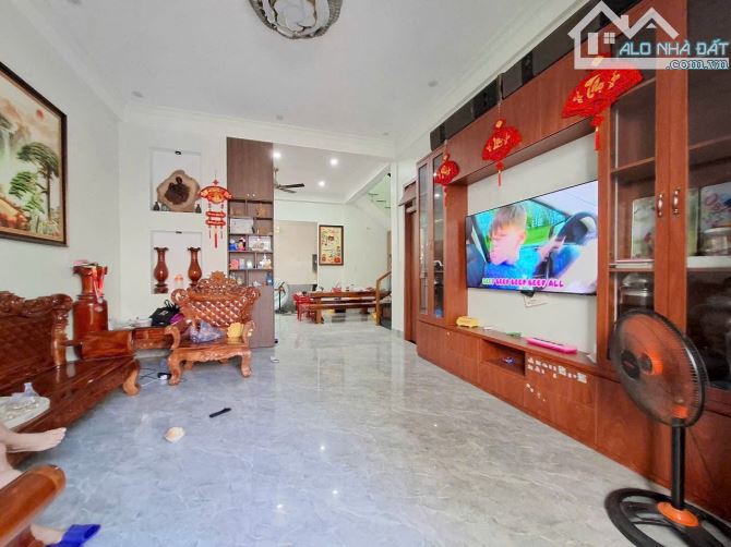 🏘🏘NHÀ 3 TẦNG KIỆT HÀN MẶC TỬ, TP HUẾ