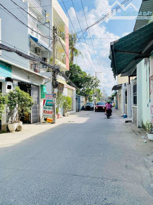 NHÀ BÈ CÓ DÒNG TIỀN - 77M2 - 3TẦNG - 5PN- 7TỶ5.