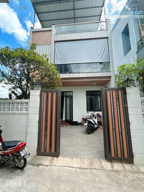 BÁN NHÀ 3 TẦNG KIỆT HÀN MẶC TỬ PHỐ TÂY HUẾ