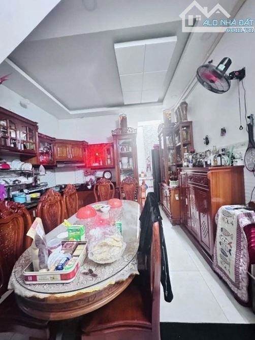 SIÊU PHẨM TÂN PHÚ - KHÔNG CÓ CĂN THỨ 2 -XE HƠI NGỦ TRONG NHÀ - DTSD 207M2.
