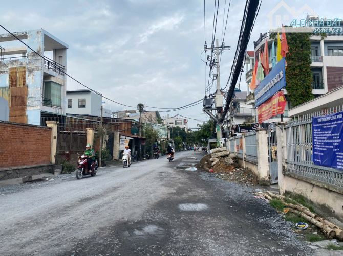 Chính Chủ Bán Nhà MT Đường 38 Ngay Góc Chợ Hiệp Bình 13 x 30m2 ( 400m2 ) Full Thổ 36 tỷ TL