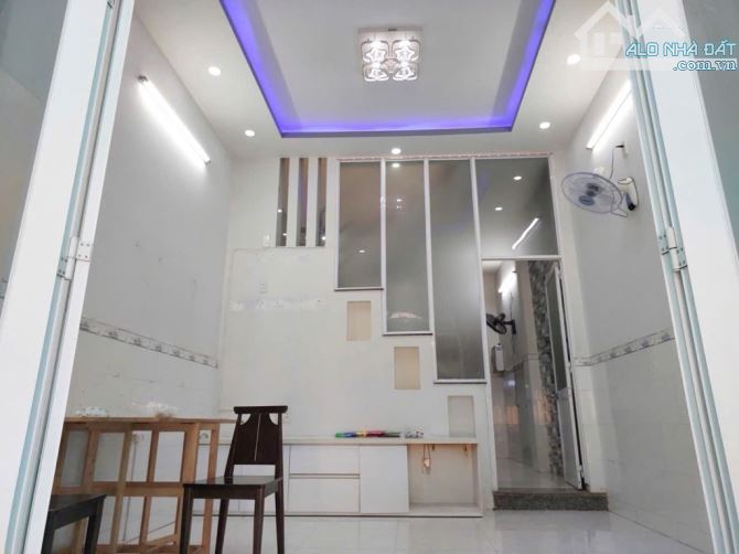 BÁN NHÀ 3 TẦNG, HẺM XE HƠI, LÊ VĂN LƯƠNG, QUẬN 7 , GẦN SIÊU THỊ LOTTE, GIÁ NHỈNH 7 TỶ