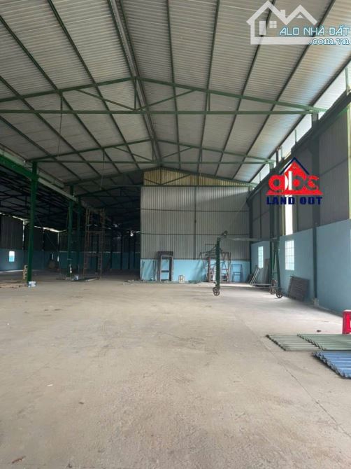 Cho thuê xưởng 2400m2 An Phước - Long Thành. Đồng Nai. Giá Chỉ : 60triệu/1 Tháng