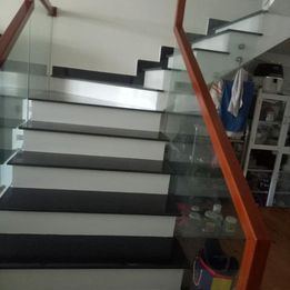 Nhà 3 tầng MT NGUYỄN HỮU CẦU -Đường 7.5m, DT 210m2, nở hậu- Gần Bãi tắm Sơn Thuỷ -Chỉ 12 t