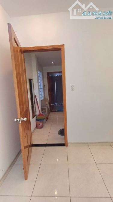 BÁN NHÀ SÁT MẶT TIỀN PHAN VĂN TRỊ, P12 BÌNH THẠNH, 40M2, 2 TẦNG, 2 PN, CHỈ 6.45 TỶ