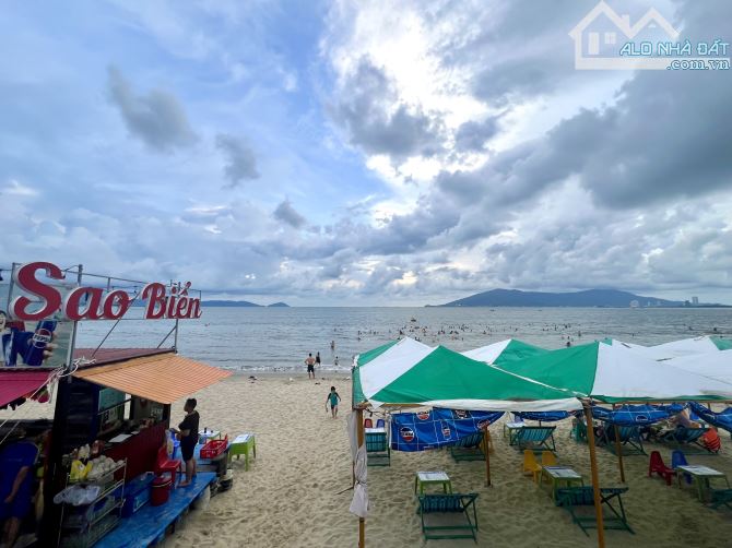 Cực Hiếm - Bán đất Nguyễn Tất Thành - 2 lô liền kề - view biển - đoạn sầm uất - DT 10x25m
