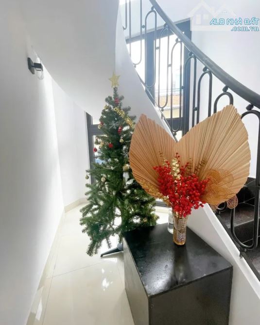 BÁN NHÀ TRỊNH ĐÌNH TRỌNG TÂN PHÚ, HXT, Ô TÔ ĐẬU CỬA, ĐẸP NHƯ RESORT, GIÁ 8 TỶ