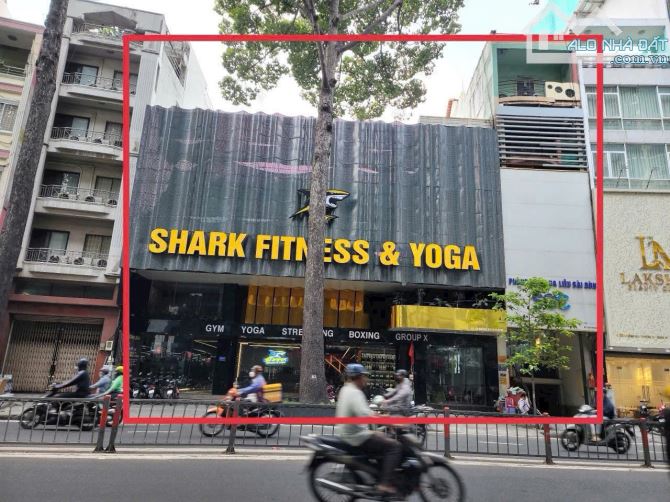 (SIÊU HIẾM) Bán nhà mặt tiền đường 3 Tháng 2 quận 10. DT 18x26m, DTCN 504m² giá 290 tỷ