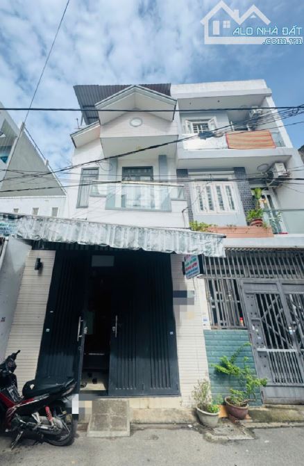 Bán nhà Hẻm Xe Tải BHH, Gần Aeon Tân Phú, 4 Tầng 4x13M, chỉ 5.2 Tỷ TL