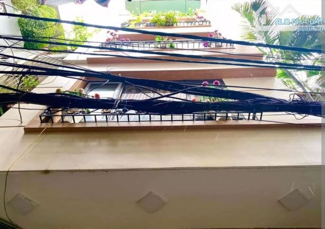Bán nhà ngõ 92 Đào Tấn, quận Ba Đình,  2 mặt thoáng, 29m, MT4m, 6 tầng đẹp.