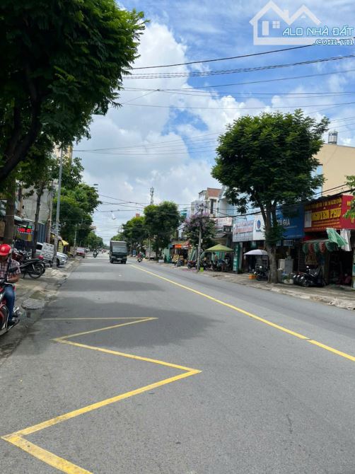 CHO THUÊ NHÀ MẶT TIỀN DƯƠNG THỊ MƯỜI – HIỆP THÀNH, Q.12 – GIÁ CỰC TỐT 15 TRIỆU/THÁNG