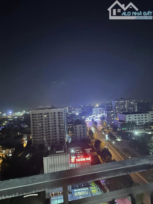 Bán căn 2 ngủ Viglacera 73m2 ngã 6 Bắc Ninh tầng đẹp view đường Lý Thái Tổ