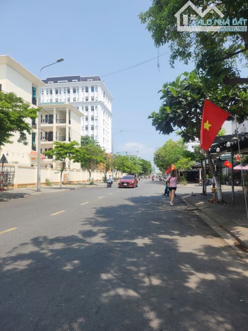 HẠ SỐC – SIÊU LÔ GÓC PHAN TỨ – CẠNH PHỐ TÂY AN THƯỢNG – DIỆN TÍCH KHỦNG – Ô TÔ TẬN NƠI