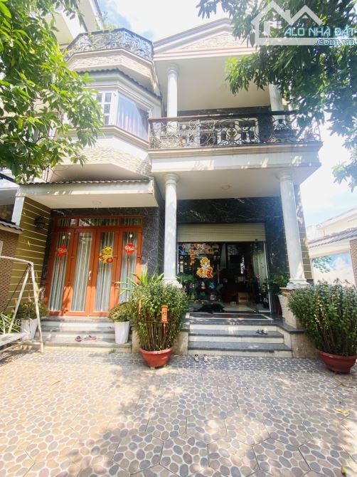 BTT.D14.30T Biệt thự 3 tầng Bình Trưng Tây Quận 2