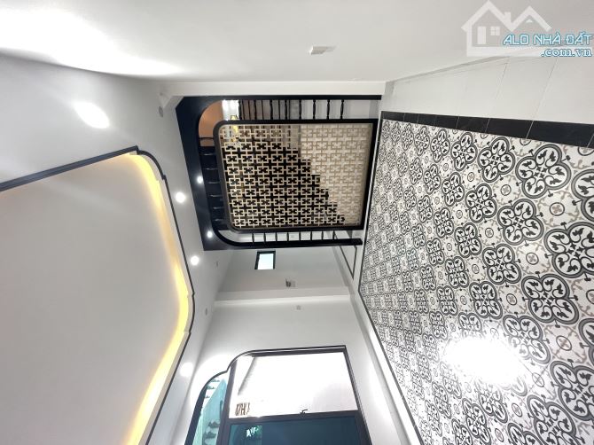 Nha tây mỗ 55m – thang máy 5 tầng – sát ô tô – giá chỉ 7.9 tỷ!