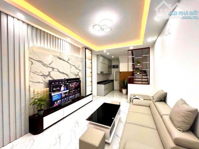 🏠 Xuân Đỉnh, 43m2 chỉ 7.35 tỷ, dân xây chắc chắn, ngõ thông, ô tô đỗ, sát Ngoại Giao Đoàn