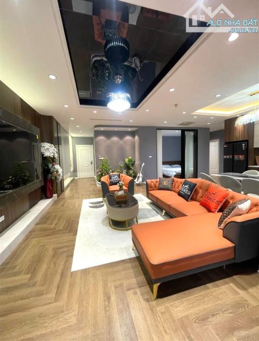 Bán Căn Hộ R2b Royal City – 120m² – Full Nội Thất Cao Cấp – 11.2 Tỷ