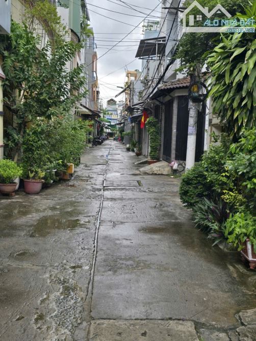 Gấp Bán nhà Lê Thúc Hoạch Tân Phú gần chợ Tân Hương hẻm 6m 48m2 ,3 tầng nhỉnh 5 ty